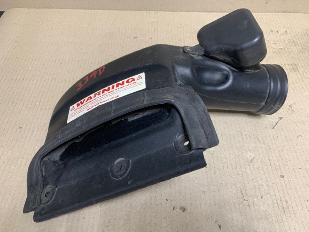 28210-3K200 | Воздухозаборник HYUNDAI SONATA NF 04-10