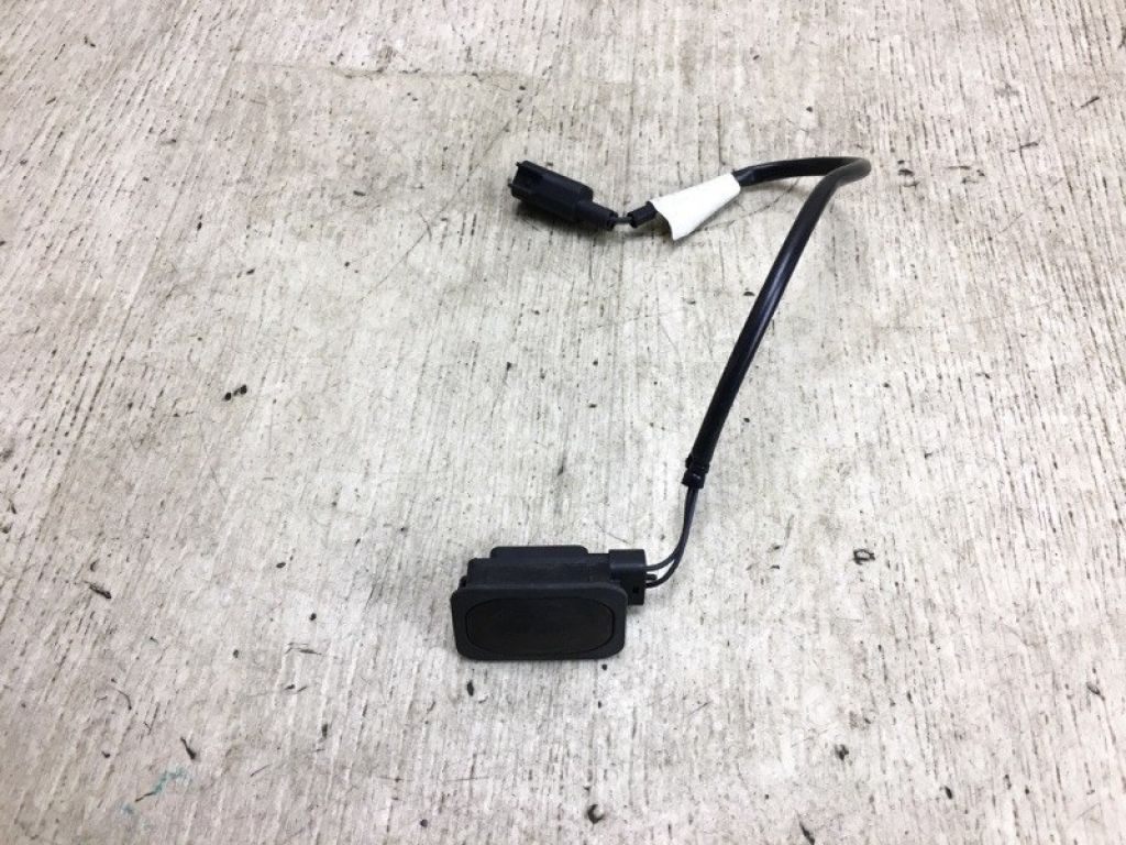 68080582AA | Кнопка открывания багажника наружная DODGE JOURNEY 08-20