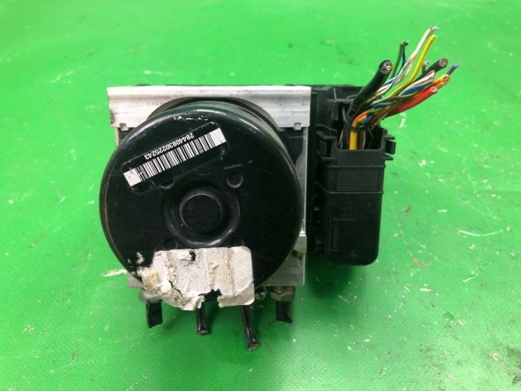 BV6Z 2C405-E | Блок ABS FORD FOCUS 10-18 - Фото 3