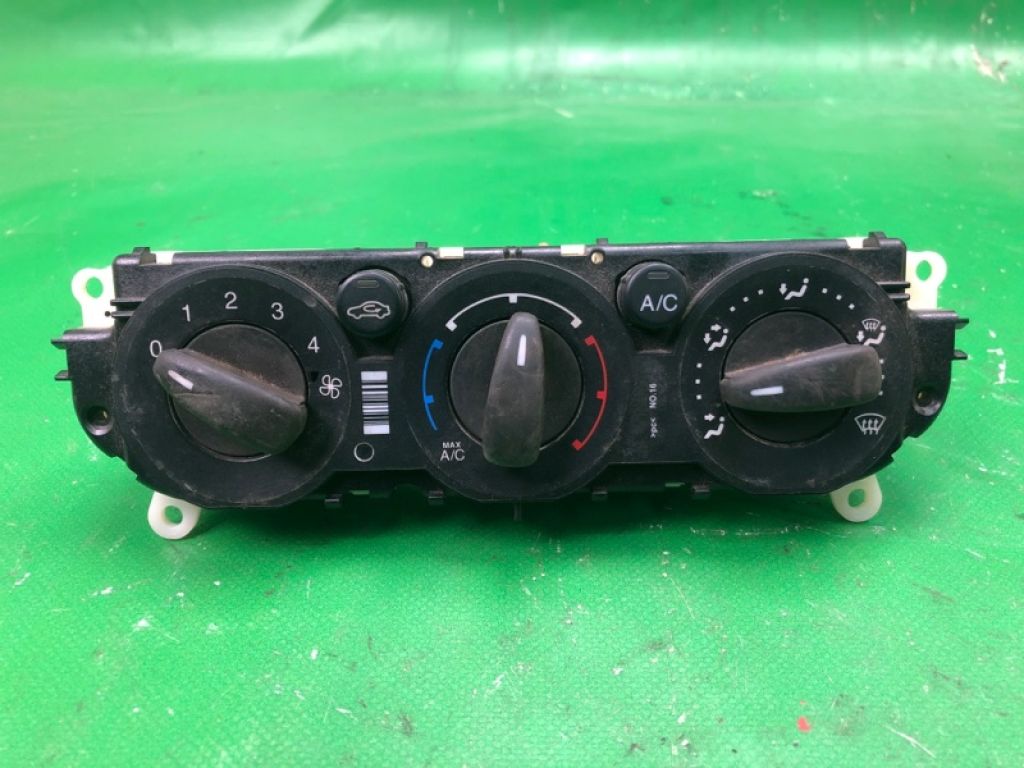 CM5Z-19980-B | Блок керування піччю FORD FOCUS 10-18