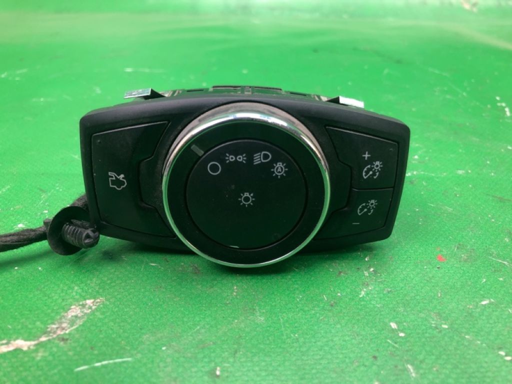 CM5Z-11654-B | Блок управления освещением FORD FOCUS 10-18