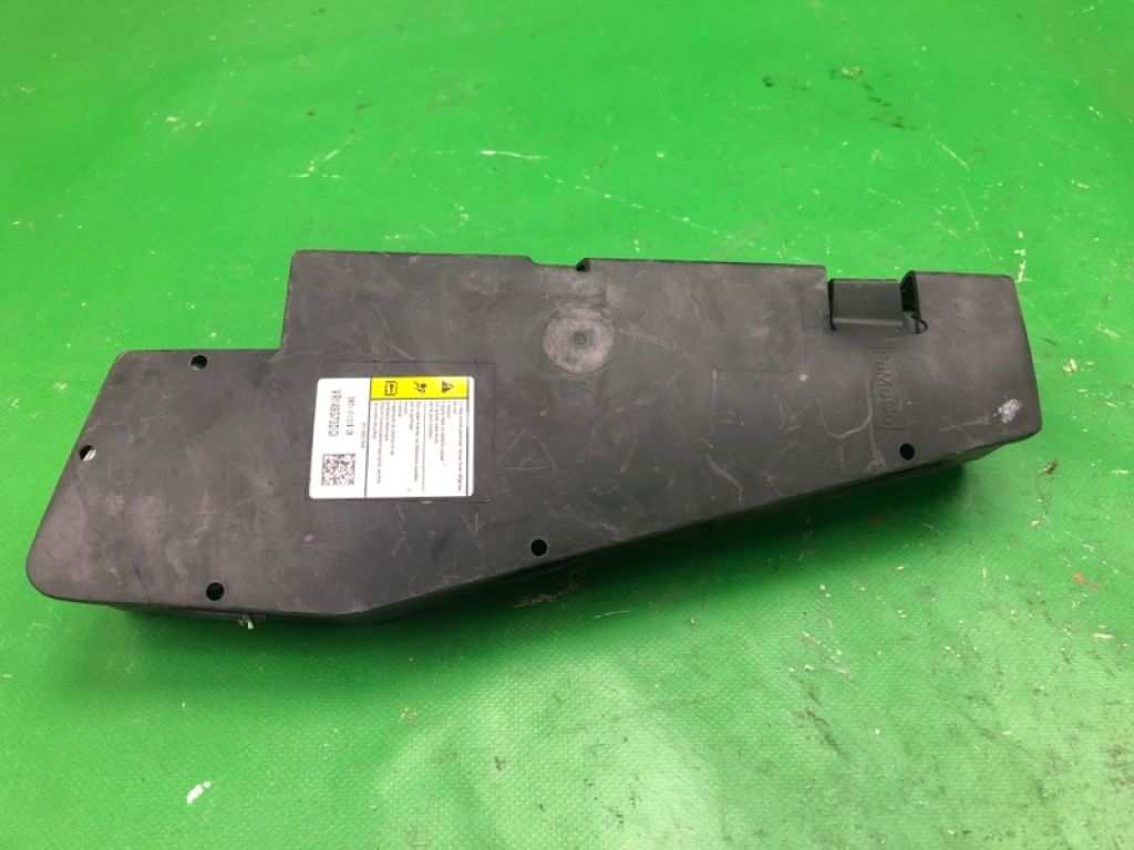 DM5Z-54611D10-D | Подушка безопасности в сиденье прав. FORD FOCUS 10-18