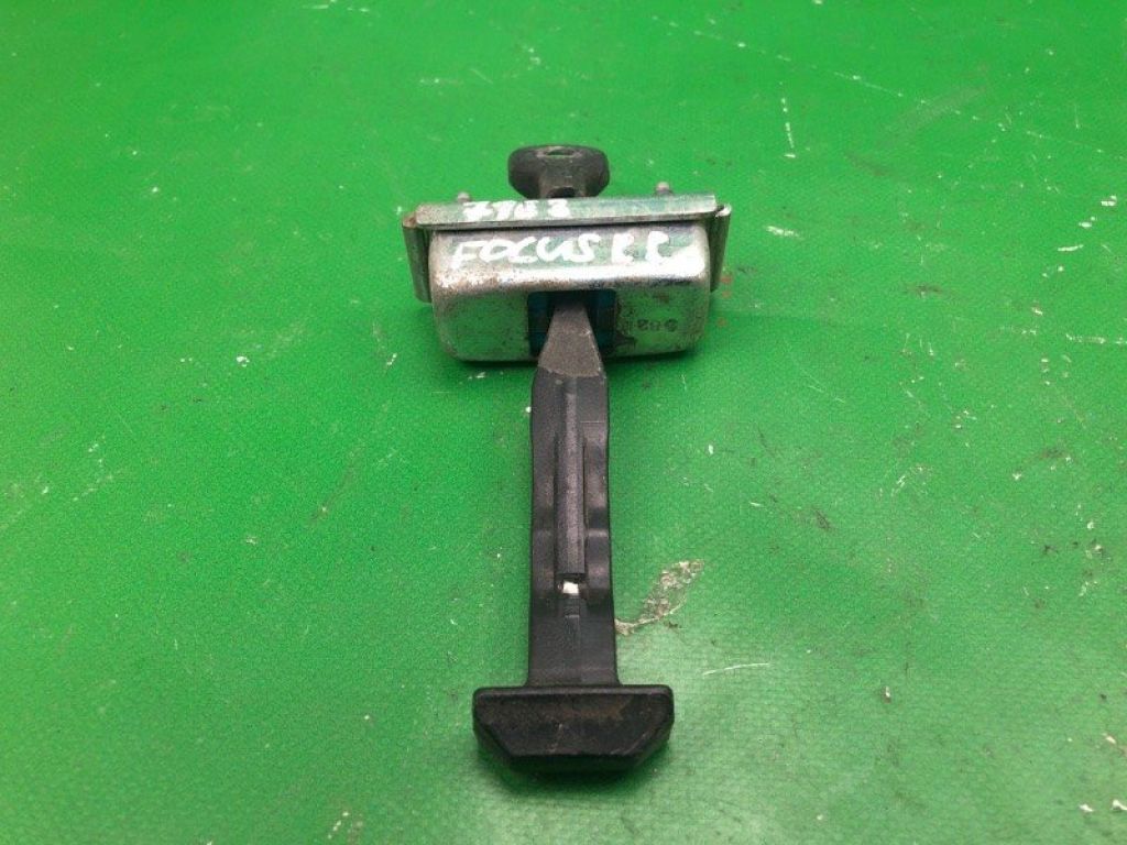 CP9Z-5827204-A | Обмежувач дверей задн. FORD FOCUS 10-18