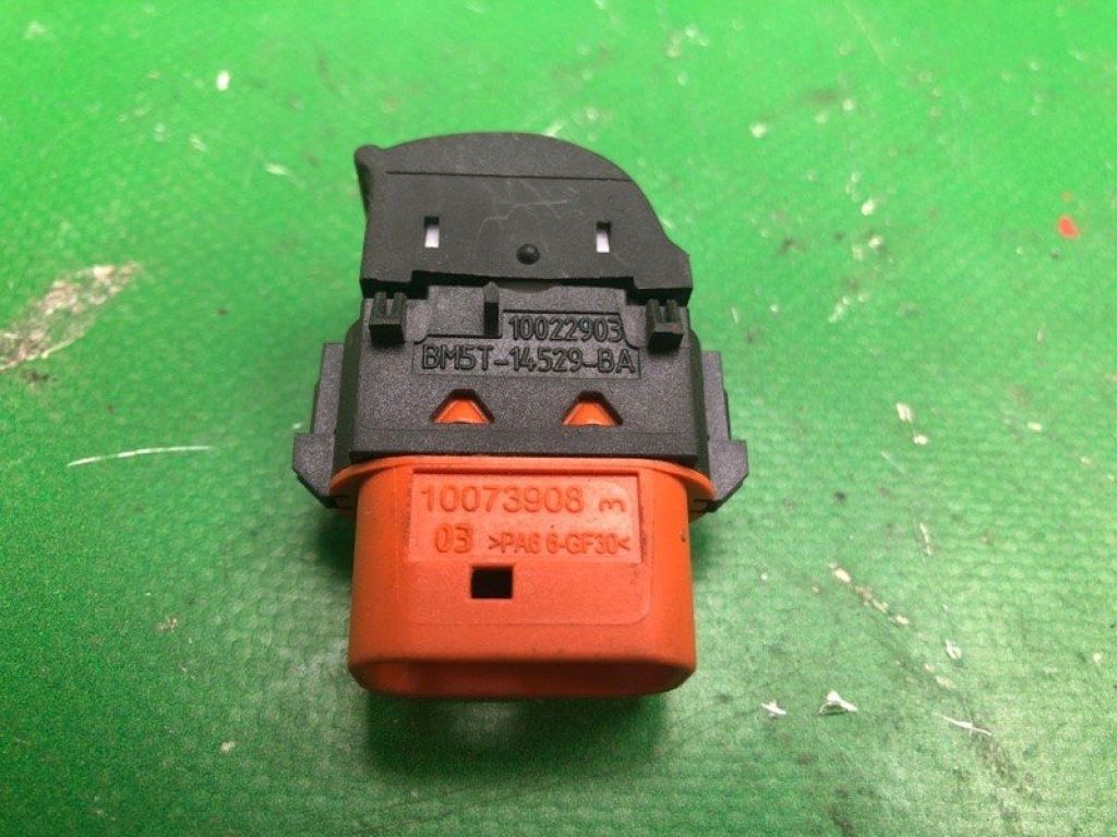 BM5Z-14529-A | Кнопка склопідіймача FORD FOCUS 10-18 - Фото 2