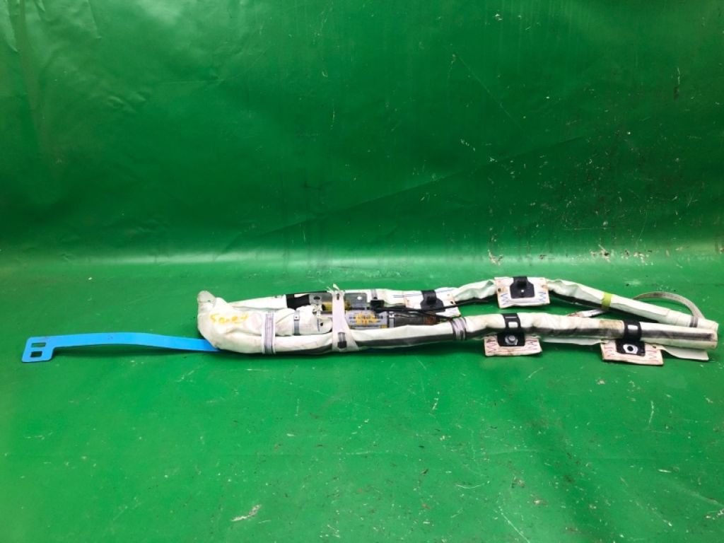 DM5Z-54042D95-A | Подушка безопасности (штора) прав. FORD FOCUS 10-18