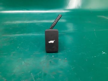 Кнопка закрывания крышки багажника ACURA RDX 12-19