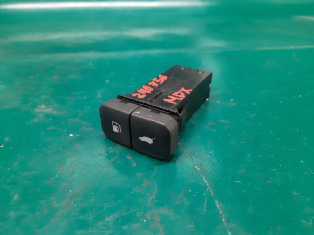35800-STX-A11ZA | Кнопка відкриття лючка бензобака ACURA MDX (YD2) 06-13
