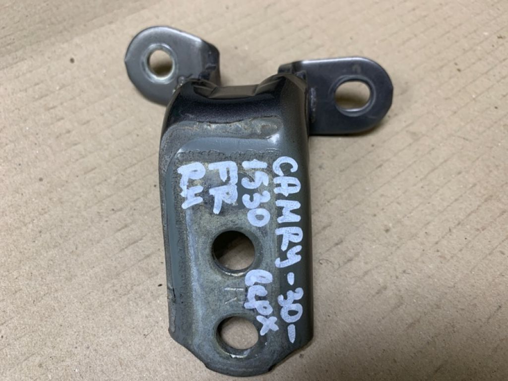 68710-AA020 | Петля двері верхня передн. прав. TOYOTA CAMRY 30 02-06