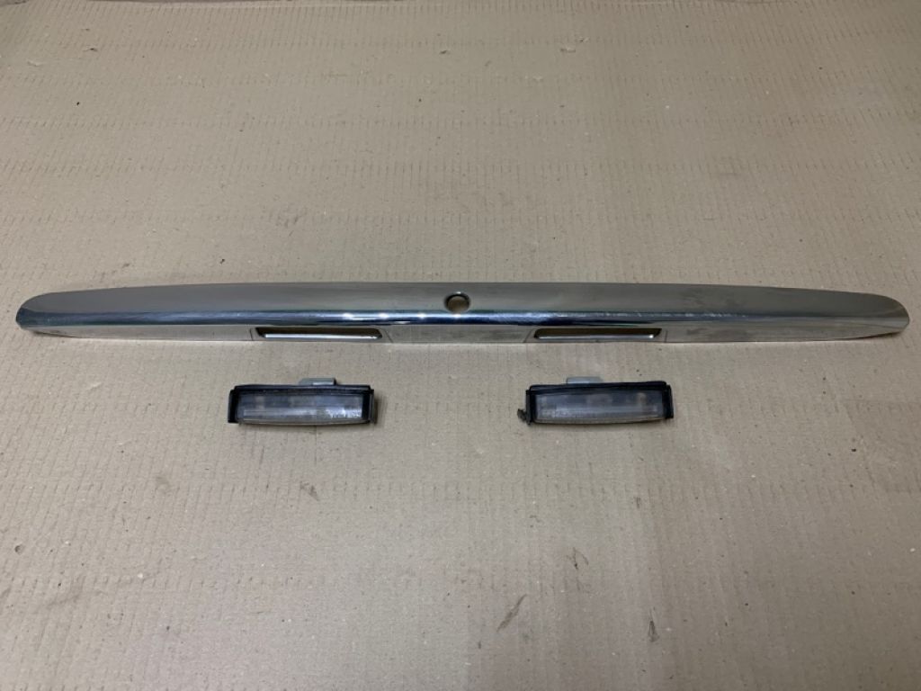 76801-AA010 | Панель подсветки номера TOYOTA CAMRY 30 02-06