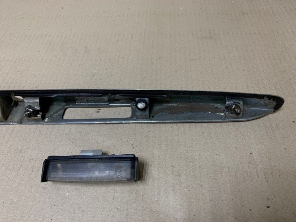 76801-AA010 | Панель подсветки номера TOYOTA CAMRY 30 02-06 - Фото 6