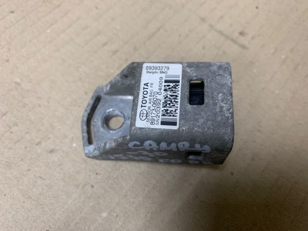 89173-09210 | Датчик удару передн. TOYOTA CAMRY 30 02-06