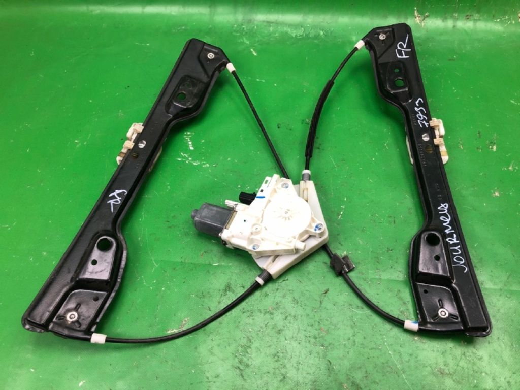 68043734AA | Склопідйомник передн. прав. DODGE JOURNEY 08-20