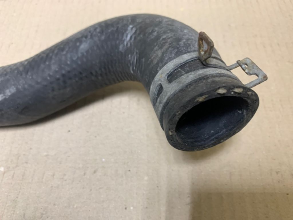 16572-0H020 | Патрубок системы охлаждения TOYOTA CAMRY 30 02-06 - Фото 3