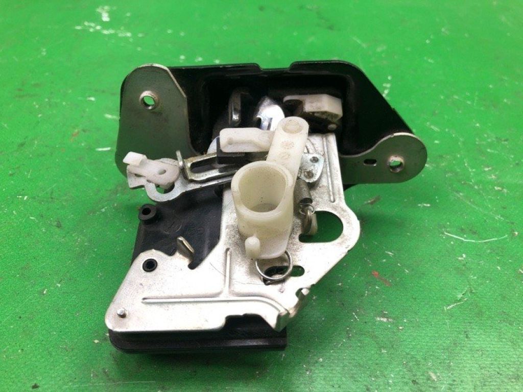 4589243AC | Замок кришки багажника DODGE JOURNEY 08-20 - Фото 2