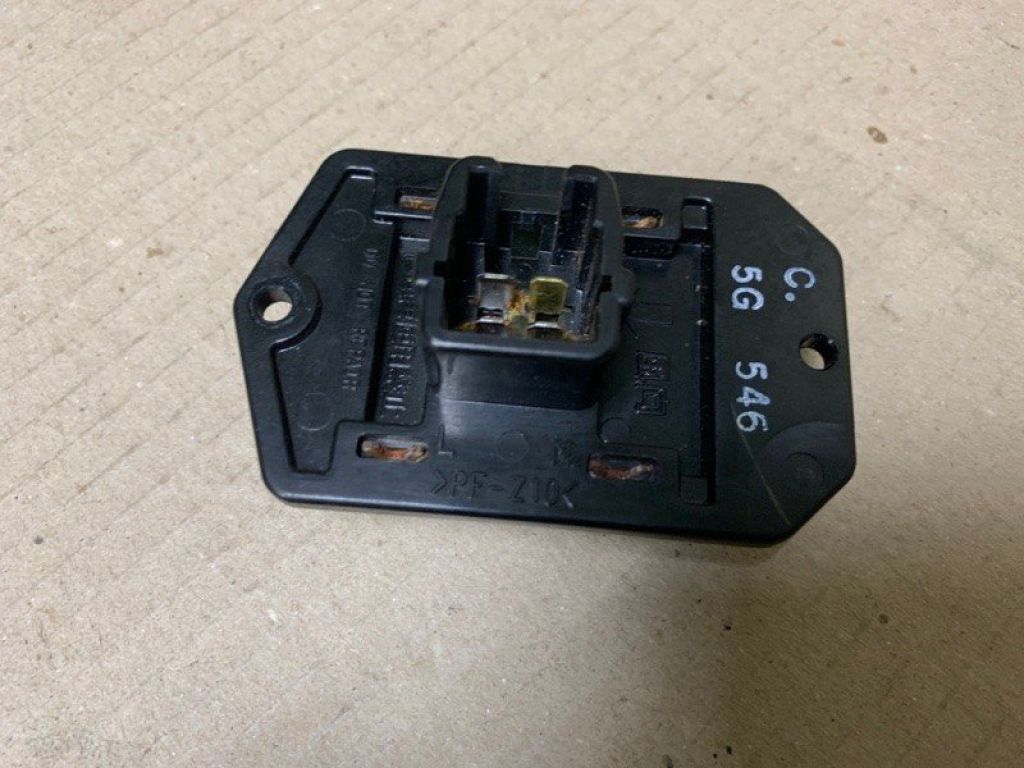 87138-41020 | Резистор печки TOYOTA CAMRY 30 02-06