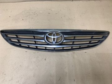 Решетка радиатора TOYOTA CAMRY 30 02-06