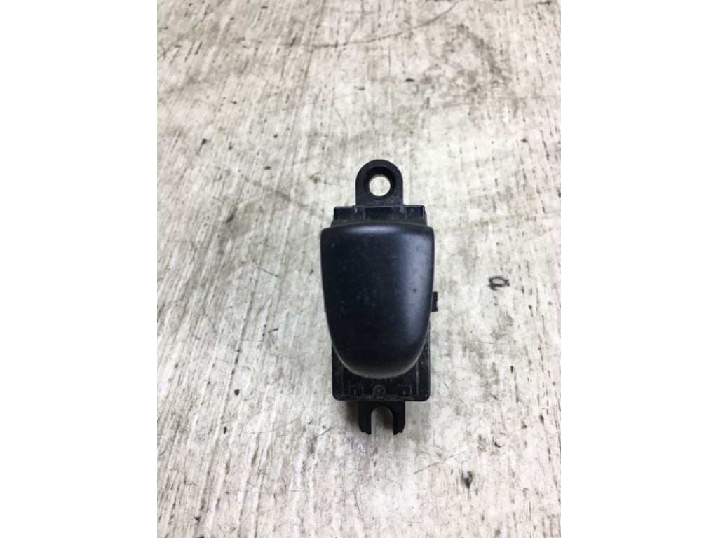 25411-1KL5C | Кнопка склопідіймача задн. лів. NISSAN X-TRAIL/ROGUE T32 13-20 - Фото 2
