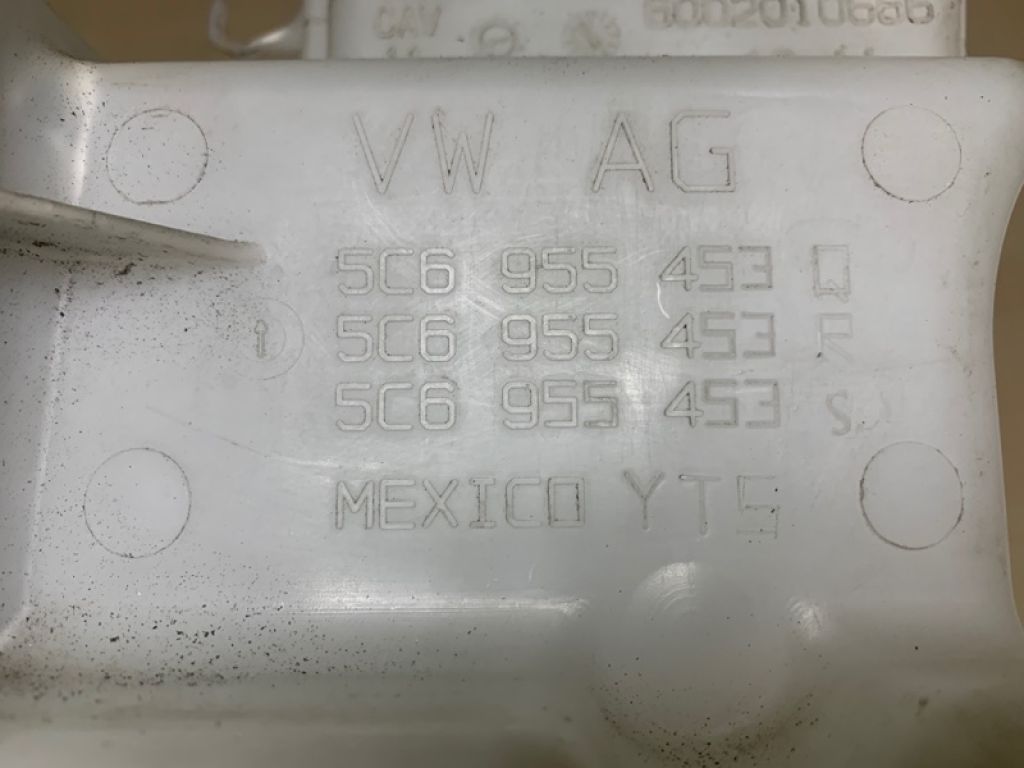 5C6 955 453 Q | Бачок омивача VOLKSWAGEN JETTA USA 10-17 - Фото 6