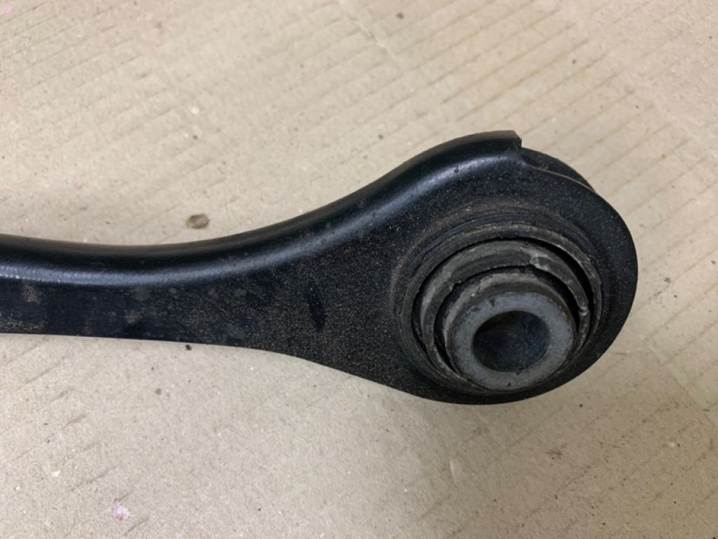 1K0 501 529 H | Важіль задньої підвіски нижній поперечний VOLKSWAGEN JETTA USA 10-17 - Фото 3