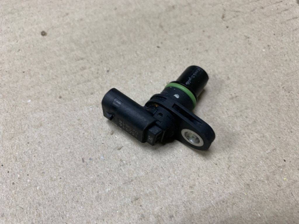 04C 907 601 A | Датчик положения распредвала VOLKSWAGEN JETTA USA 10-17