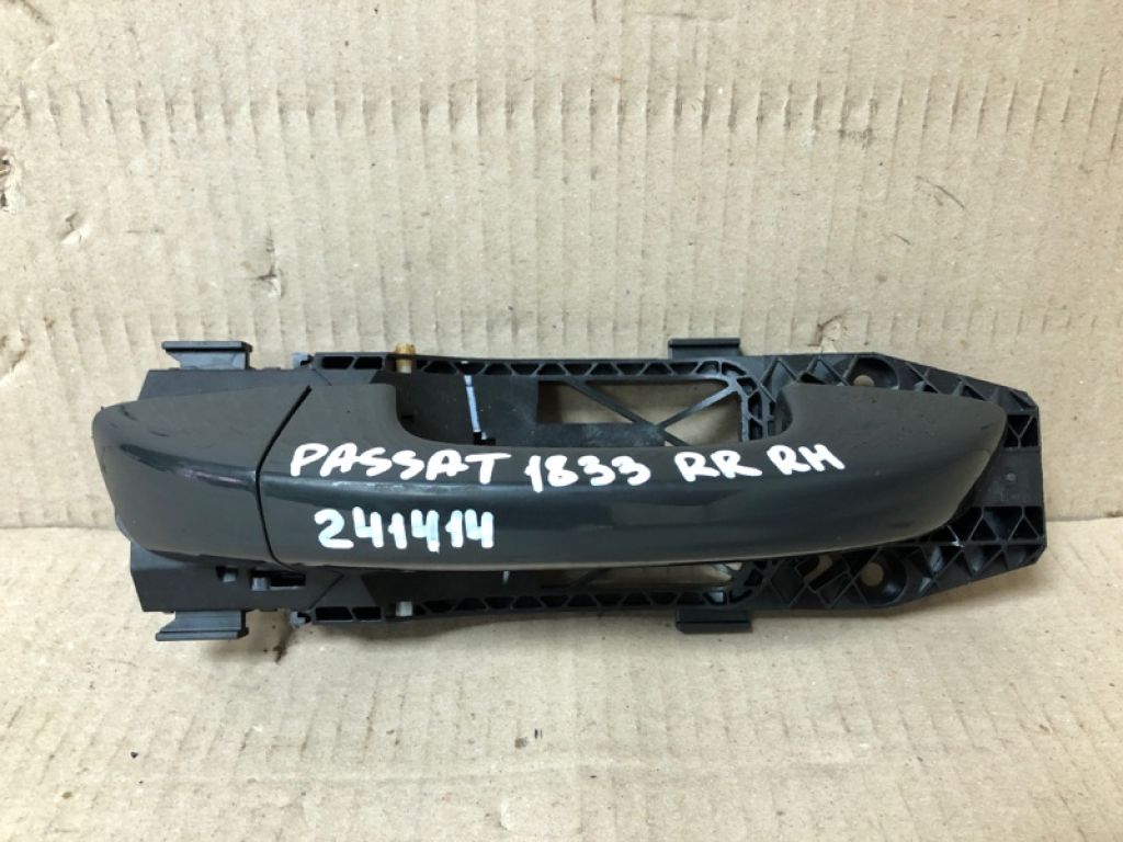 1K8 837 206 F | Ручка двери наружная задн. прав. VOLKSWAGEN PASSAT B8 14-