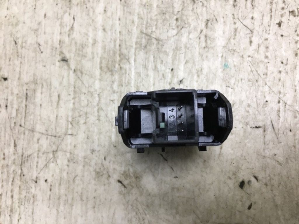 CV6Z-14529-F | Кнопка склопідіймача задн. лів. FORD ESCAPE 12-19 - Фото 4