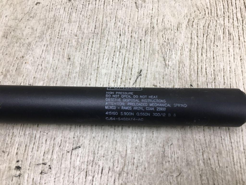 CJ5Z-78406A10-B | Амортизатор кришки багажника прав. FORD ESCAPE 12-19 - Фото 2