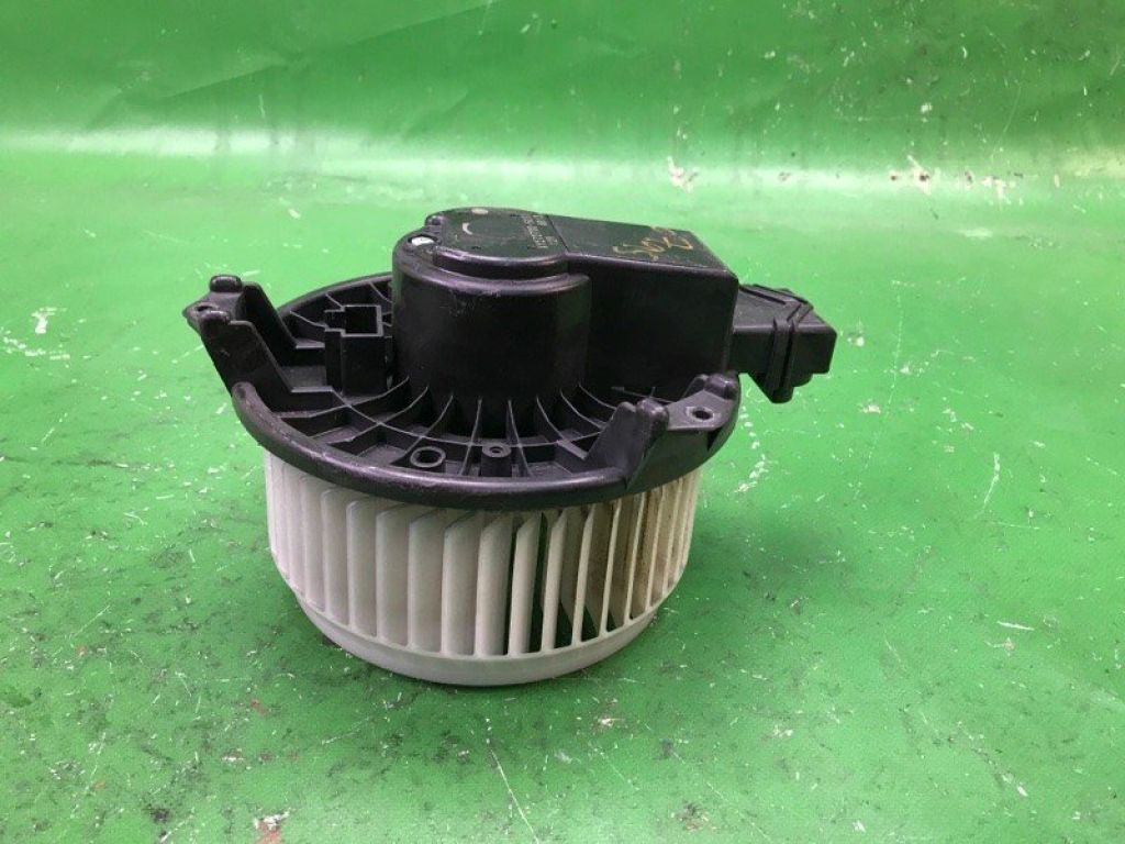 5191345AA | Моторчик печки JEEP PATRIOT 10-17