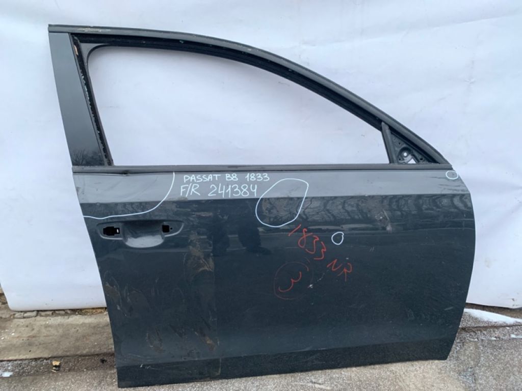 561 831 056 G | Двері передн. прав. VOLKSWAGEN PASSAT B8 14-