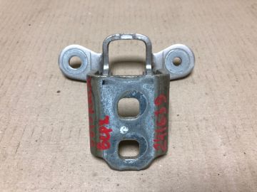 Петля двері верхня задн. лів. DODGE JOURNEY 08-20