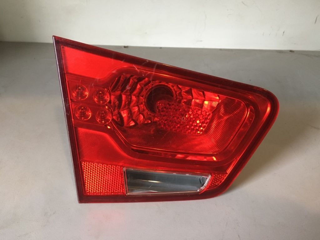 92403-1M000 | Фонарь внутренний задн. лев. KIA FORTE/CERATO TD 08-13