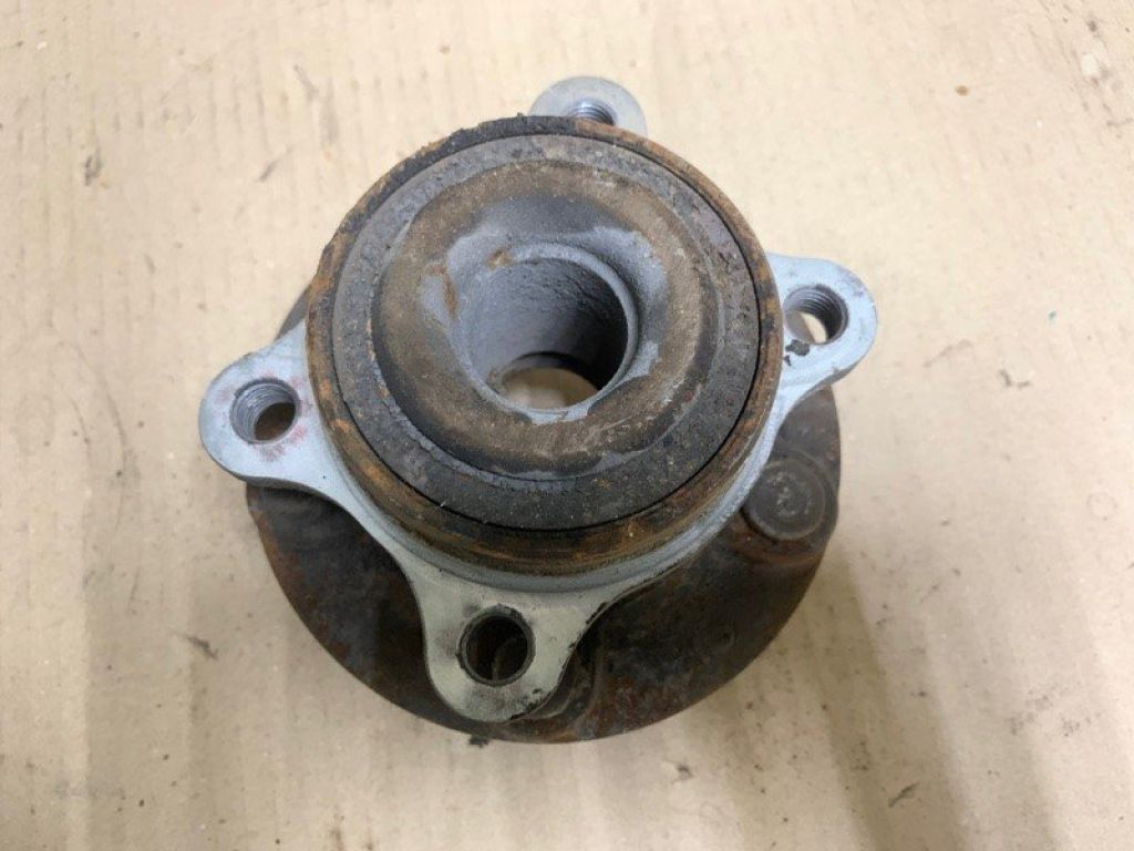 DG9Z-1104-U | Маточина колеса задн. FORD FUSION 14- - Фото 4