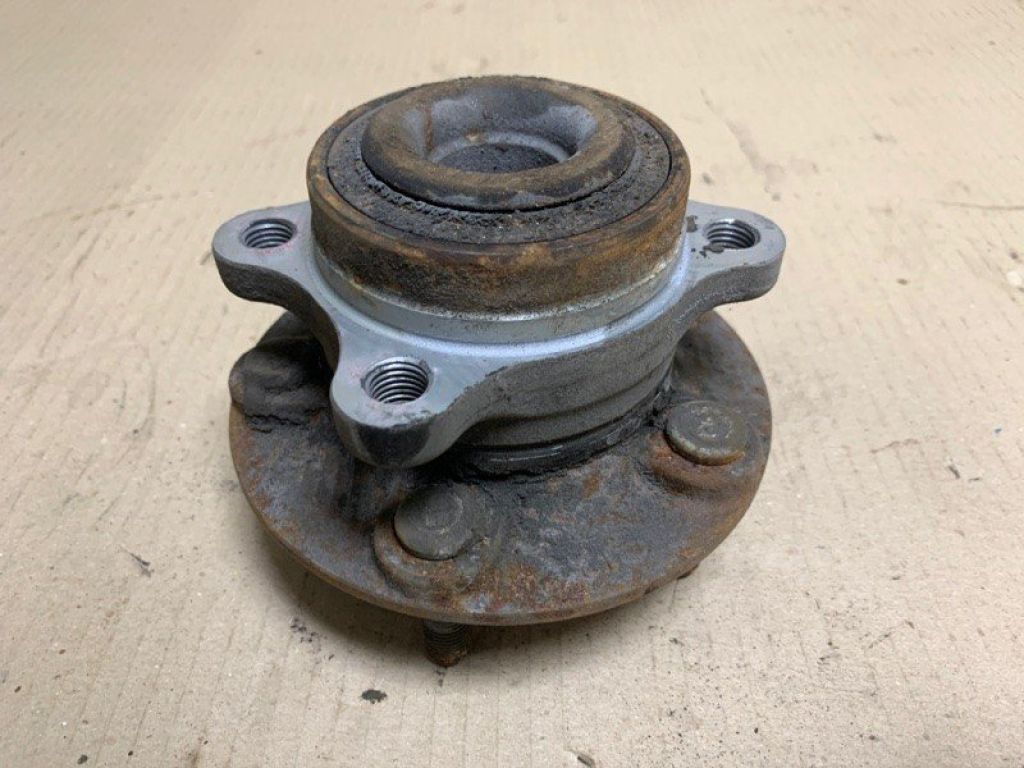 DG9Z-1104-U | Маточина колеса задн. FORD FUSION 14- - Фото 5