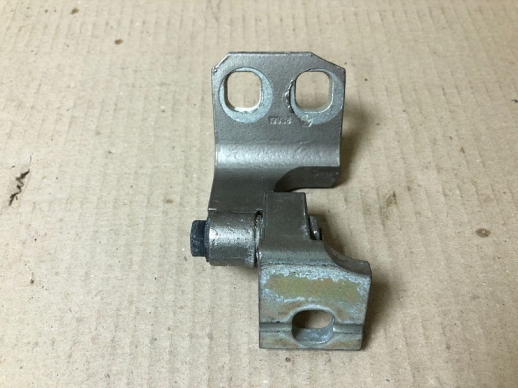 68140735AB | Петля двери верхняя задн. лев. JEEP CHEROKEE 14- - Фото 2