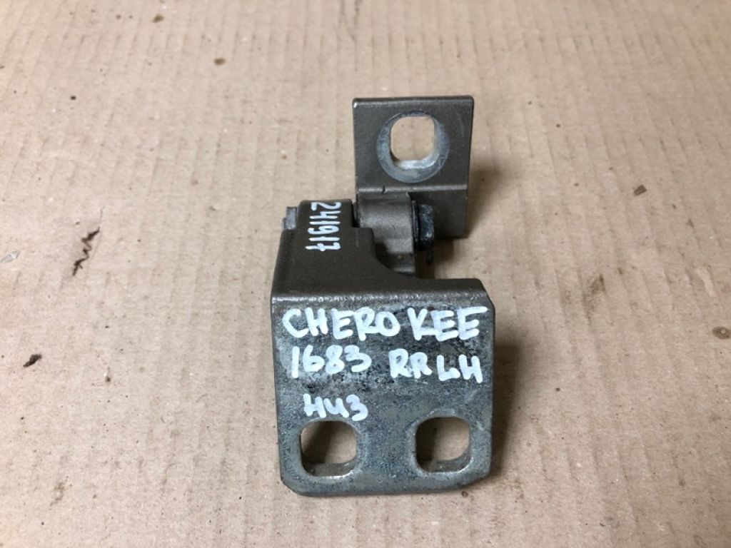 68140737AB | Петля двери нижняя задн. лев. JEEP CHEROKEE 14-