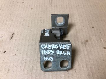 Петля двери нижняя задн. лев. JEEP CHEROKEE 14-