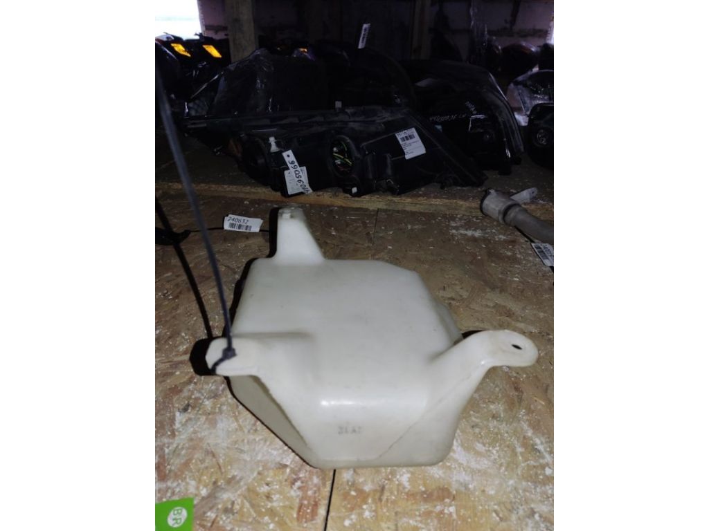 76840-SED-E01 | Бачок омивача HONDA ACCORD CL7 / TSX 03-08 - Фото 2