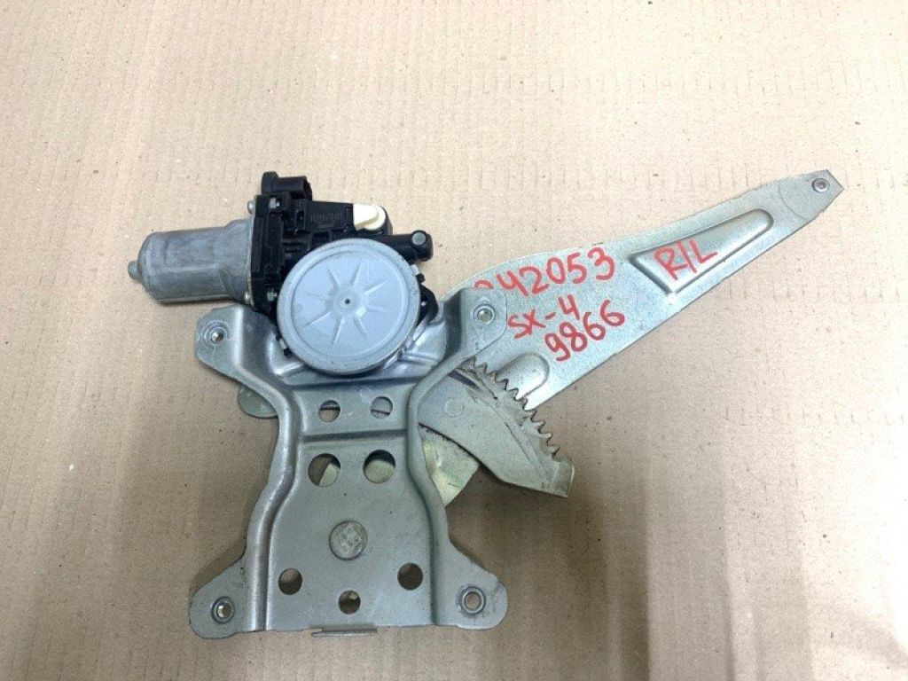 83502-79J11 | Склопідйомник задн. лів. SUZUKI SX4 06-13