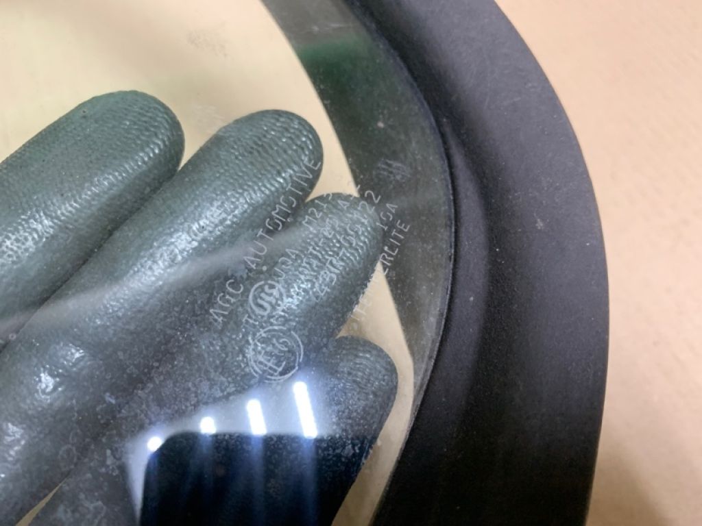 84556-75KA0 | Скло дверей глухе задн. лів. SUZUKI SX4 06-13 - Фото 3