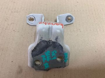 Петля двері нижня передн. прав. SUZUKI SX4 06-13