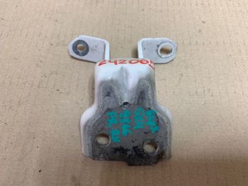 Петля двері верхня передн. прав. SUZUKI SX4 06-13