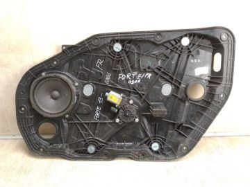 Склопідйомник передн. прав. KIA FORTE YD 12- Склопідйомник передн. прав. KIA FORTE YD 12-