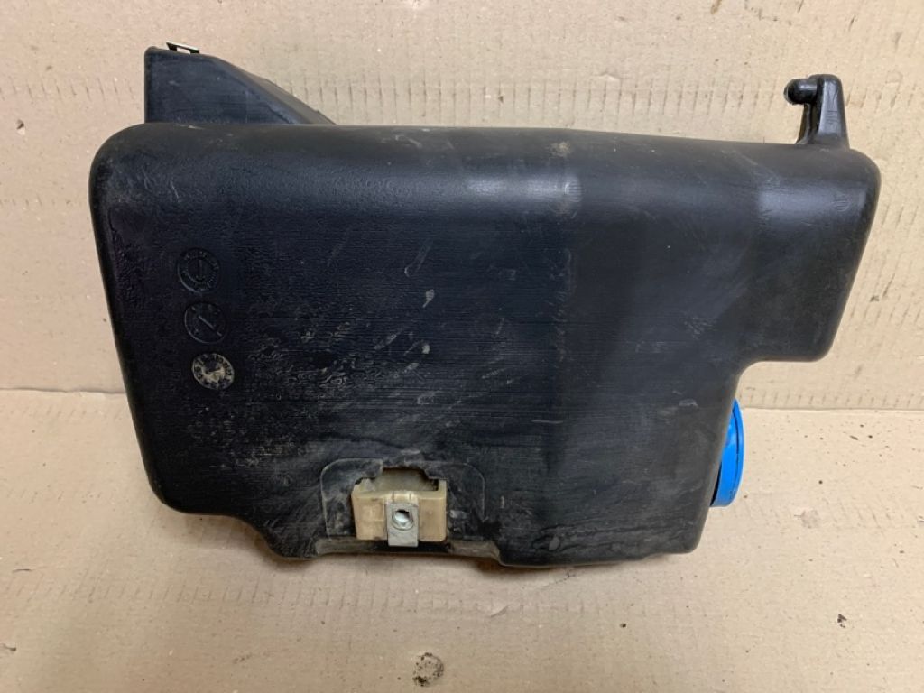 28910-7S000 | Бачок омывателя INFINITI QX56 / TITAN / ARMADA 04-16 - Фото 3