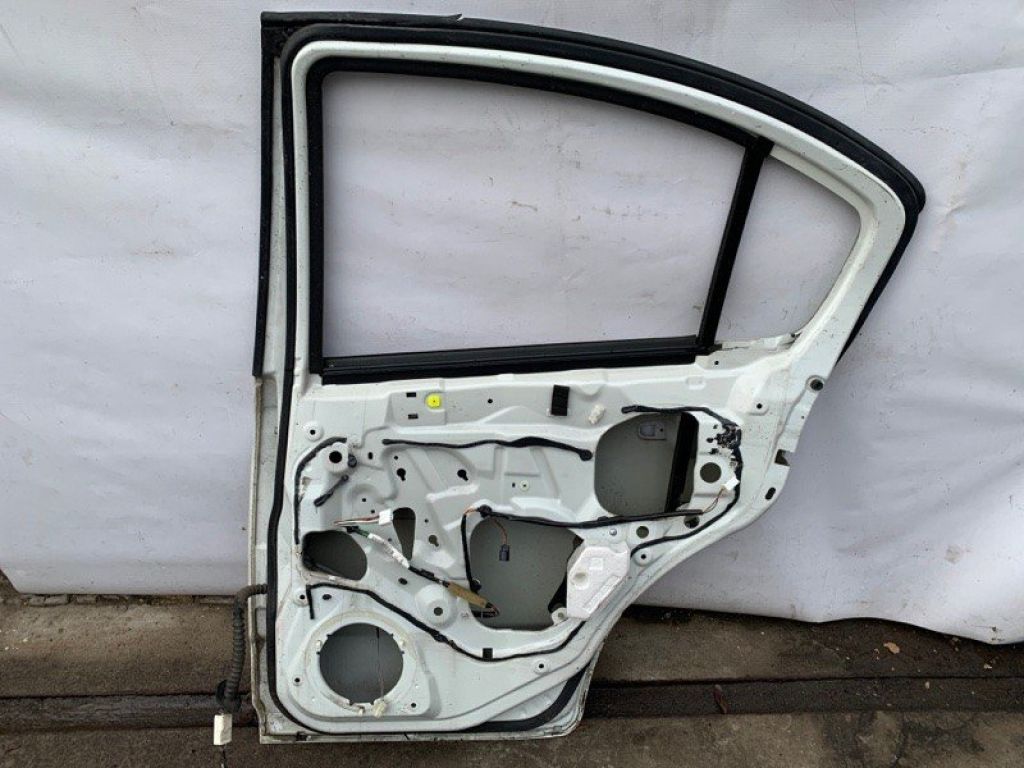 68003-75811 | Двері задн. прав. SUZUKI SX4 06-13 - Фото 8