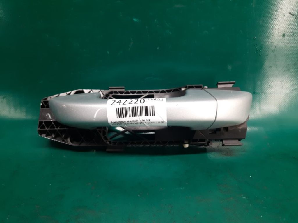 1K8 837 205 F | Ручка двері зовнішня задн. лів. VOLKSWAGEN PASSAT B8 14-