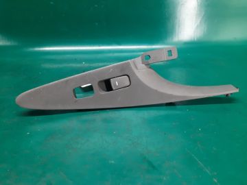 Кнопка стеклоподъемника задн. лев. HYUNDAI SONATA YF 10-14
