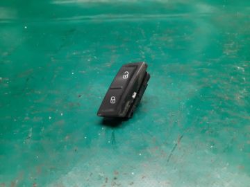 Кнопка центрального замку передн. лів. VOLKSWAGEN PASSAT B8 14-