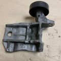 23950AA040 | Кронштейн компресора кондиціонера SUBARU TRIBECA B9 05-07 - Прев'ю 2
