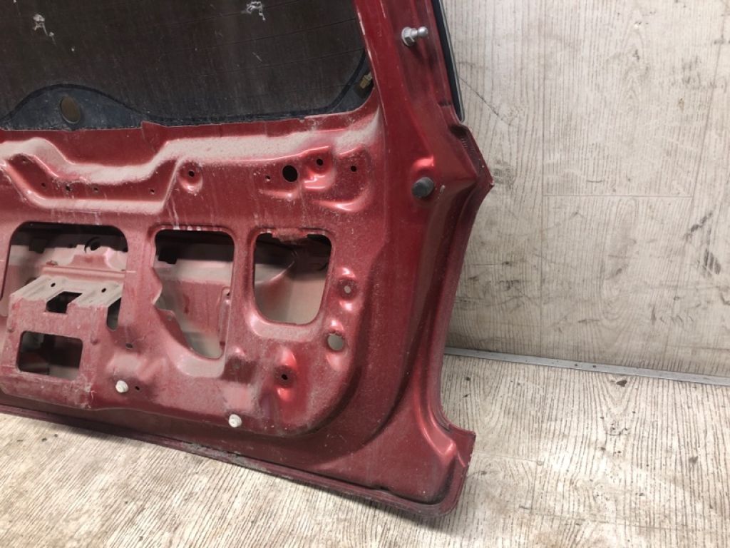 69100-81810 | Крышка багажника SUZUKI SX4 06-13 - Фото 9