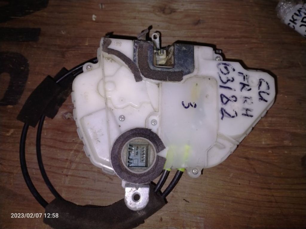 72110-TL0-E01 | Замок двері передн. прав. HONDA ACCORD CU8 / TSX 08-14